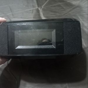 Magnavox smart alarm clock